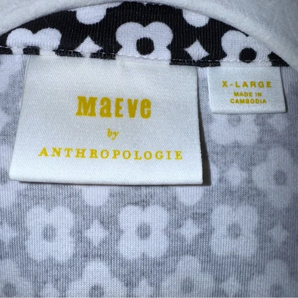 Anthropologie Maeve Black/White Floral Blouse S/Sleeve Sz XLarge Ruched Stretchy - Picture 6 of 11